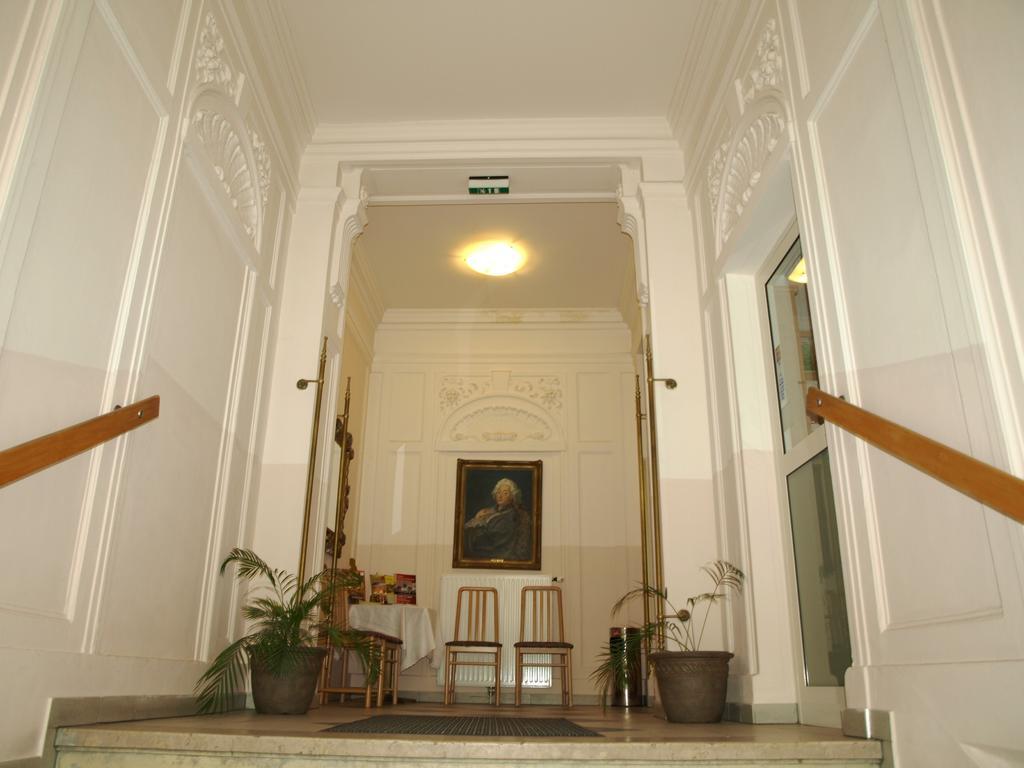 וינה Hotel Stalehner מראה חיצוני תמונה