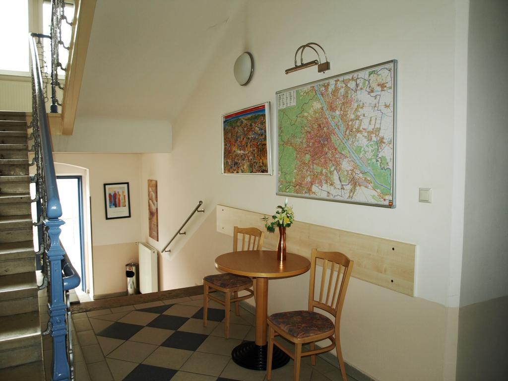 וינה Hotel Stalehner מראה חיצוני תמונה